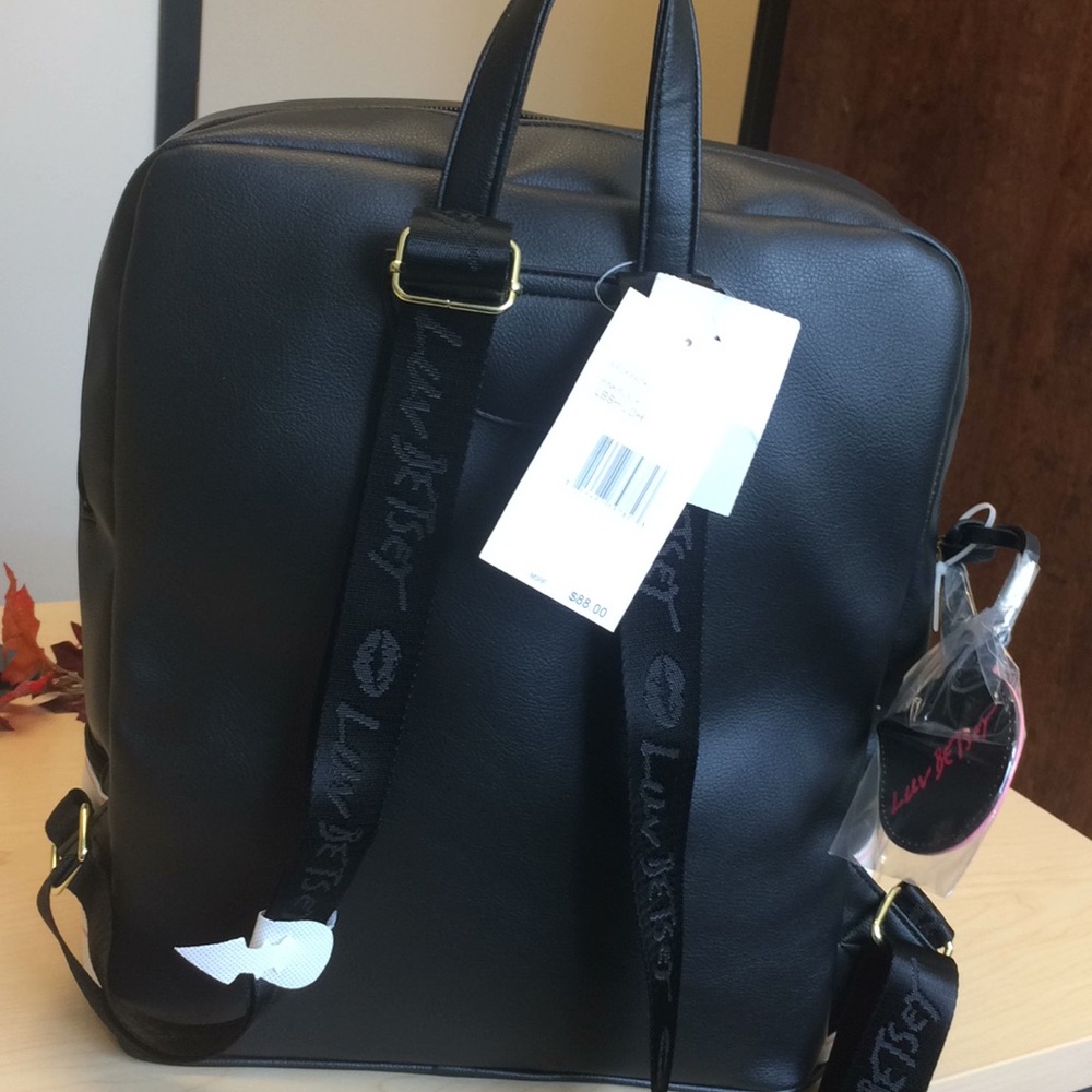 NWT Betsey Johnson pink backpack - Picture 2 of 6